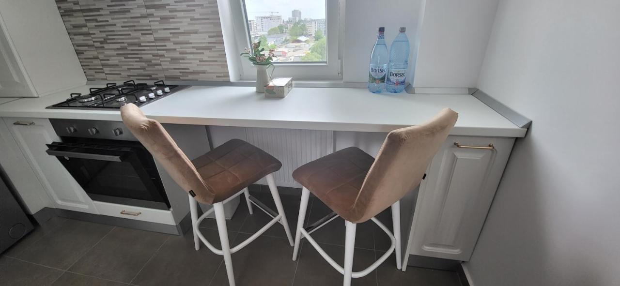 Lux & Confort - Apartament 3 Camere Bucureşti Eksteriør bilde